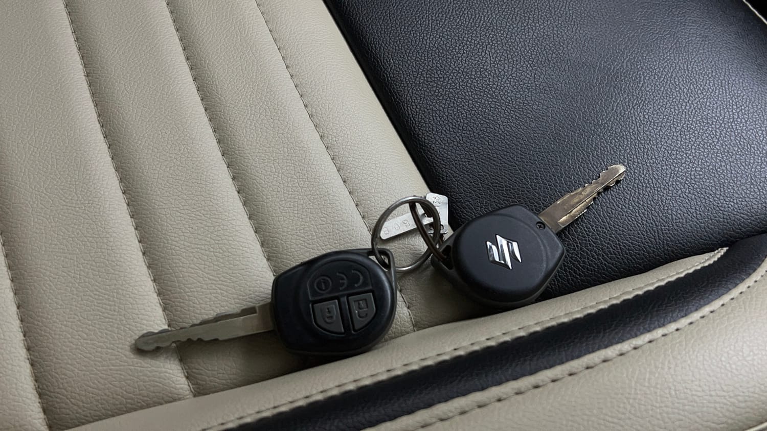 Used 2019 Maruti Suzuki Wagon R VXi 1.2 Petrol Manual extra CAR KEY VIEW