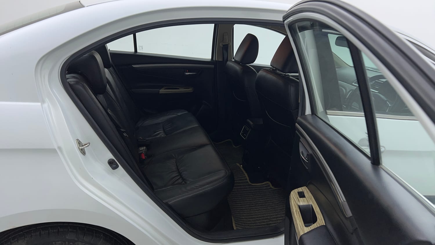 Used 2020 Maruti Suzuki Ciaz S 1.5 MT Petrol Manual interior RIGHT SIDE REAR DOOR CABIN VIEW