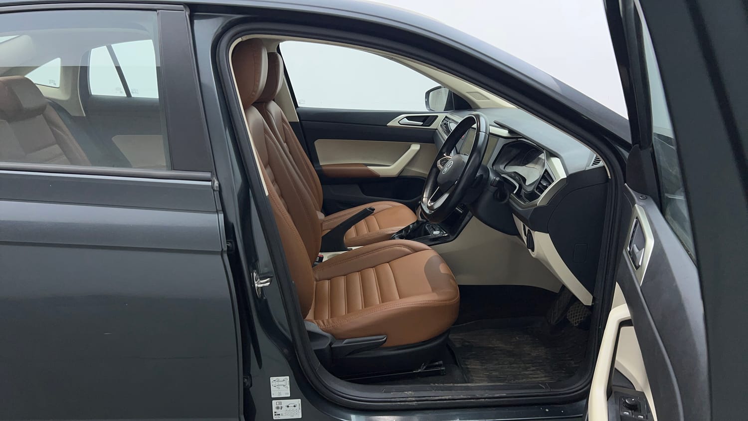 Used 2023 Volkswagen Virtus Highline 1.0 TSI AT Petrol Automatic interior RIGHT SIDE FRONT DOOR CABIN VIEW