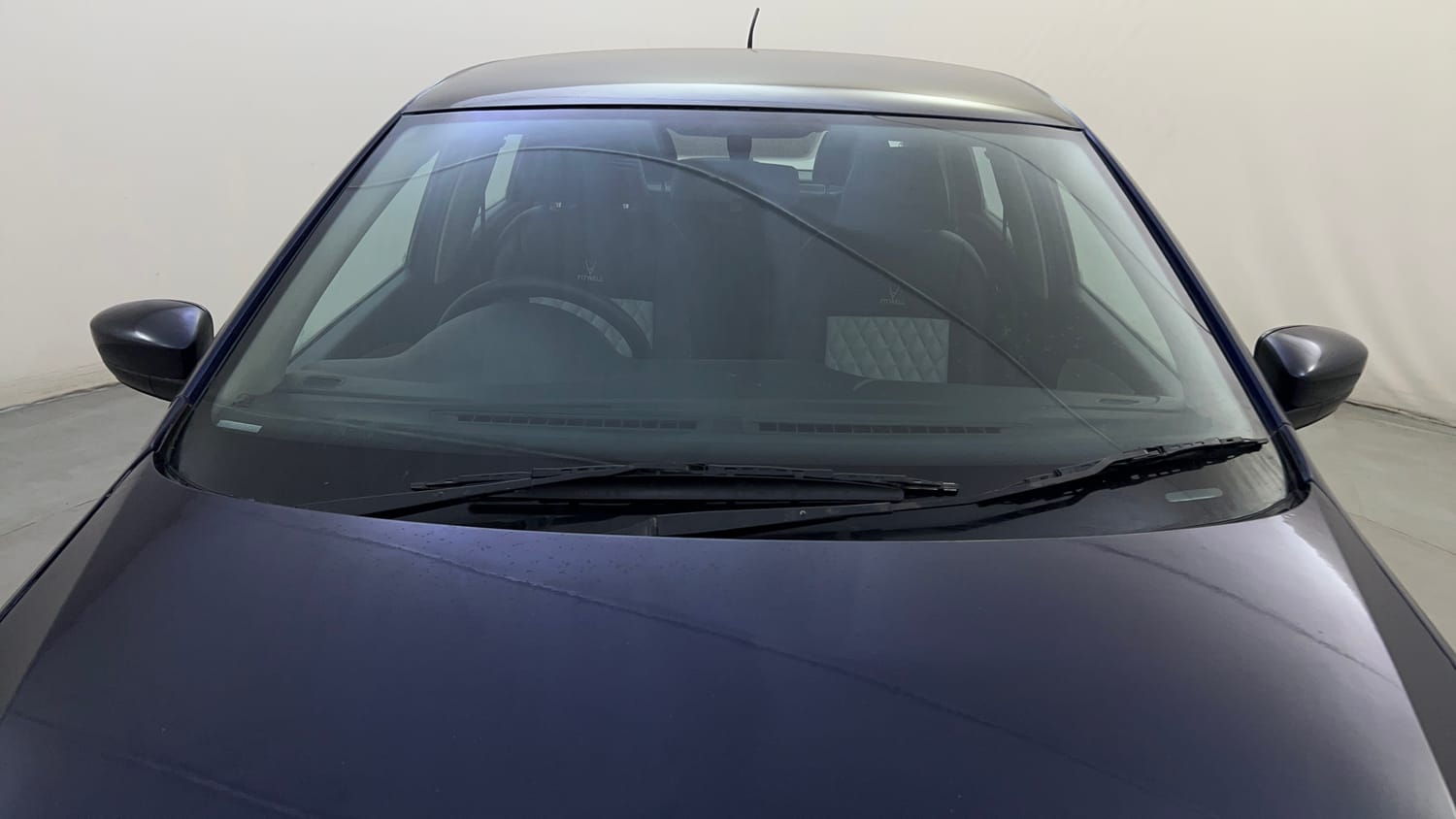 Used 2013 Volkswagen Polo Comfortline 1.2L (P) Petrol Manual exterior FRONT WINDSHIELD VIEW
