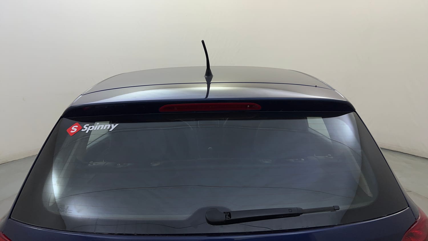 Used 2013 Volkswagen Polo Comfortline 1.2L (P) Petrol Manual exterior BACK WINDSHIELD VIEW