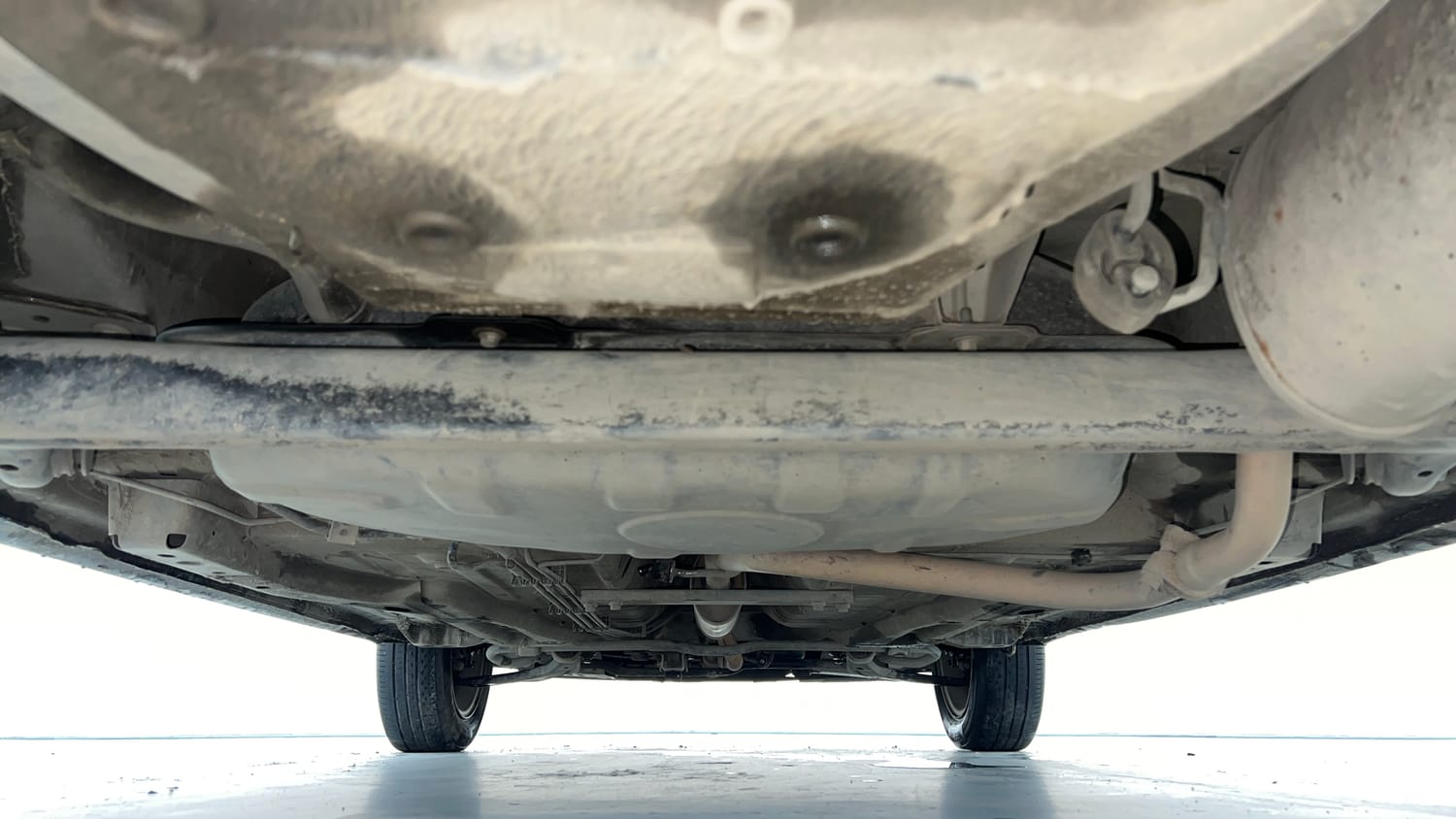 Used 2017 Tata Tiago Revotron XZ Petrol Manual extra REAR UNDERBODY VIEW (TAKEN FROM REAR)