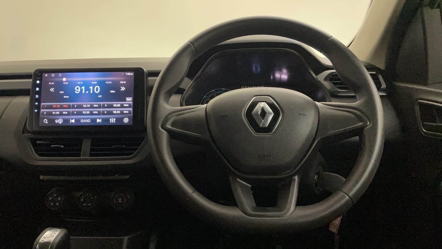 Used 2024 Renault Kiger RXL AMT Petrol Automatic interior STEERING VIEW