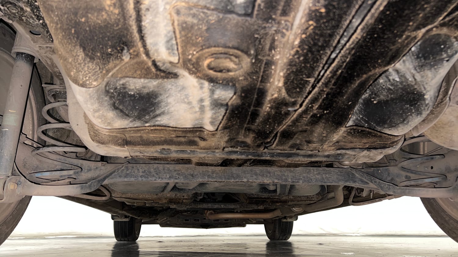 Used 2022 Honda City ZX Petrol Petrol Manual extra REAR UNDERBODY VIEW (TAKEN FROM REAR)