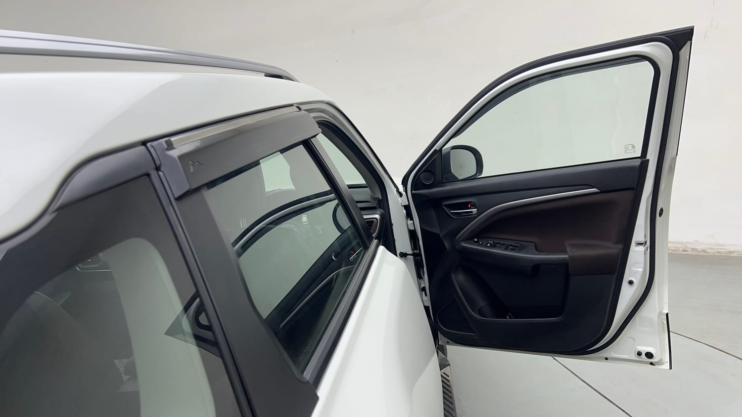 Used 2026 Maruti Suzuki Brezza ZXi AT Petrol Automatic interior RIGHT FRONT DOOR OPEN VIEW