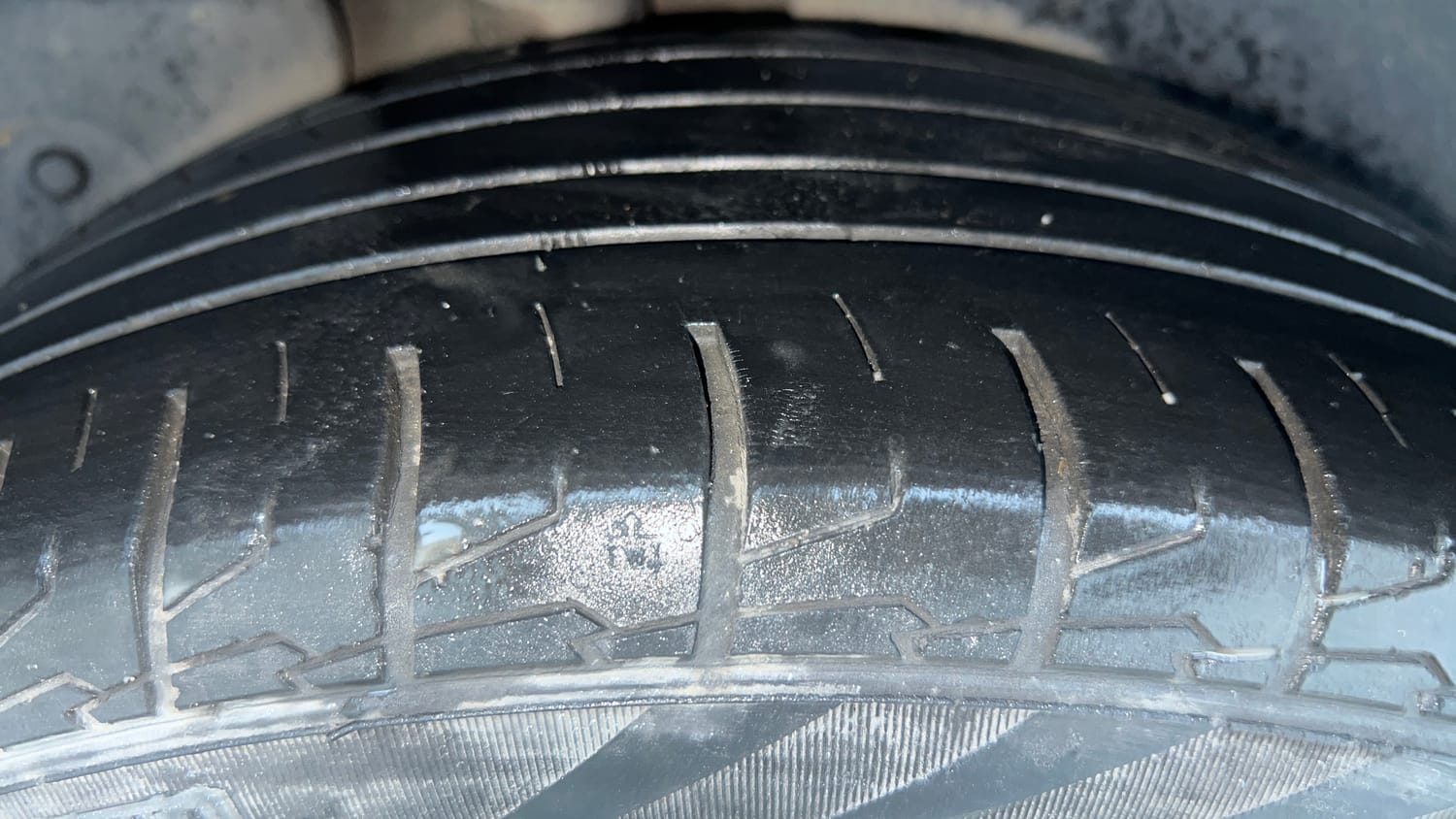 Used 2022 Hyundai Creta SX (O) 1.5 Diesel Diesel Manual tyres RIGHT REAR TYRE TREAD VIEW