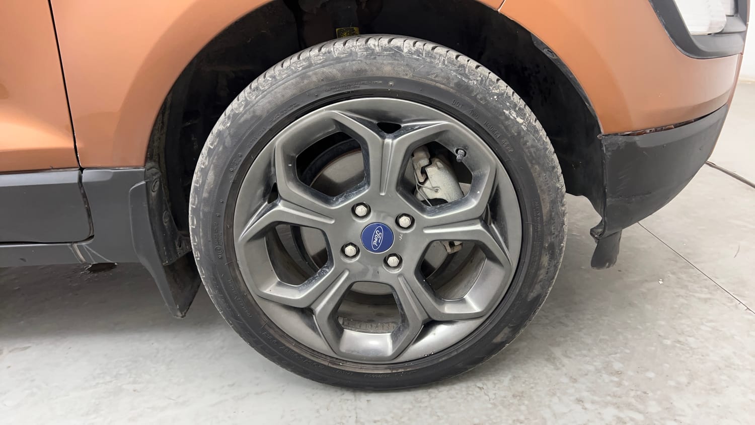 Used 2019 Ford EcoSport S Petrol Petrol Manual tyres RIGHT FRONT TYRE RIM VIEW
