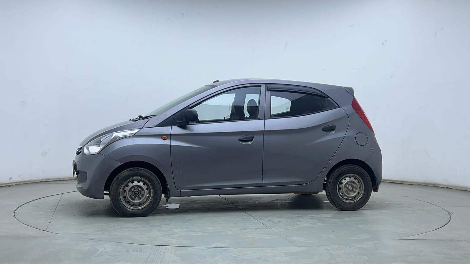 Used 2014 Hyundai Eon D-Lite + Petrol Manual exterior LEFT SIDE VIEW