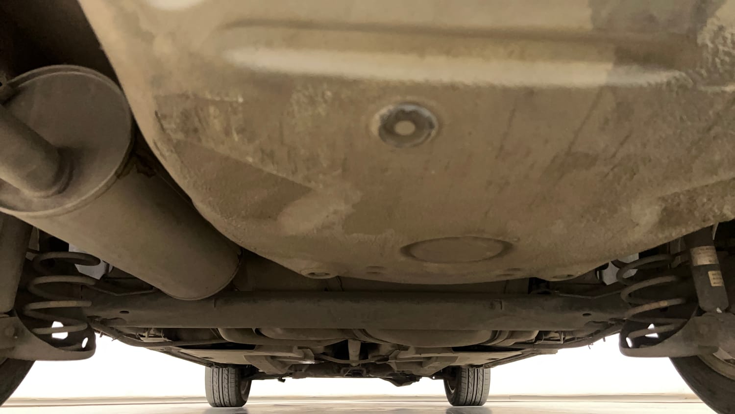 Used 2014 Volkswagen Vento Highline Diesel Diesel Manual extra REAR UNDERBODY VIEW (TAKEN FROM REAR)