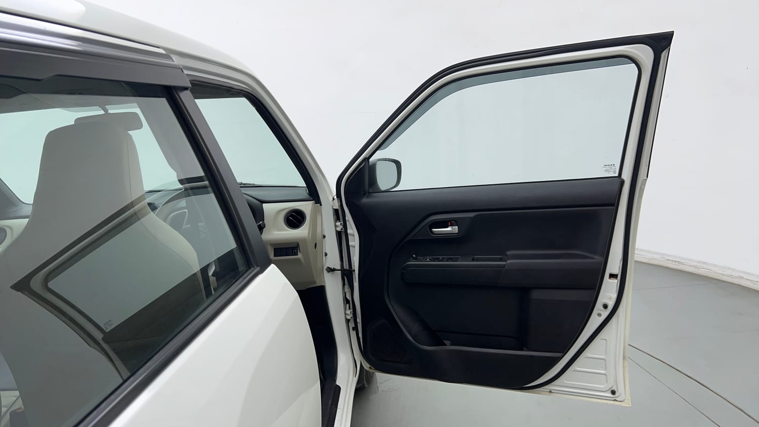 Used 2019 Maruti Suzuki Wagon R VXi 1.2 Petrol Manual interior RIGHT FRONT DOOR OPEN VIEW