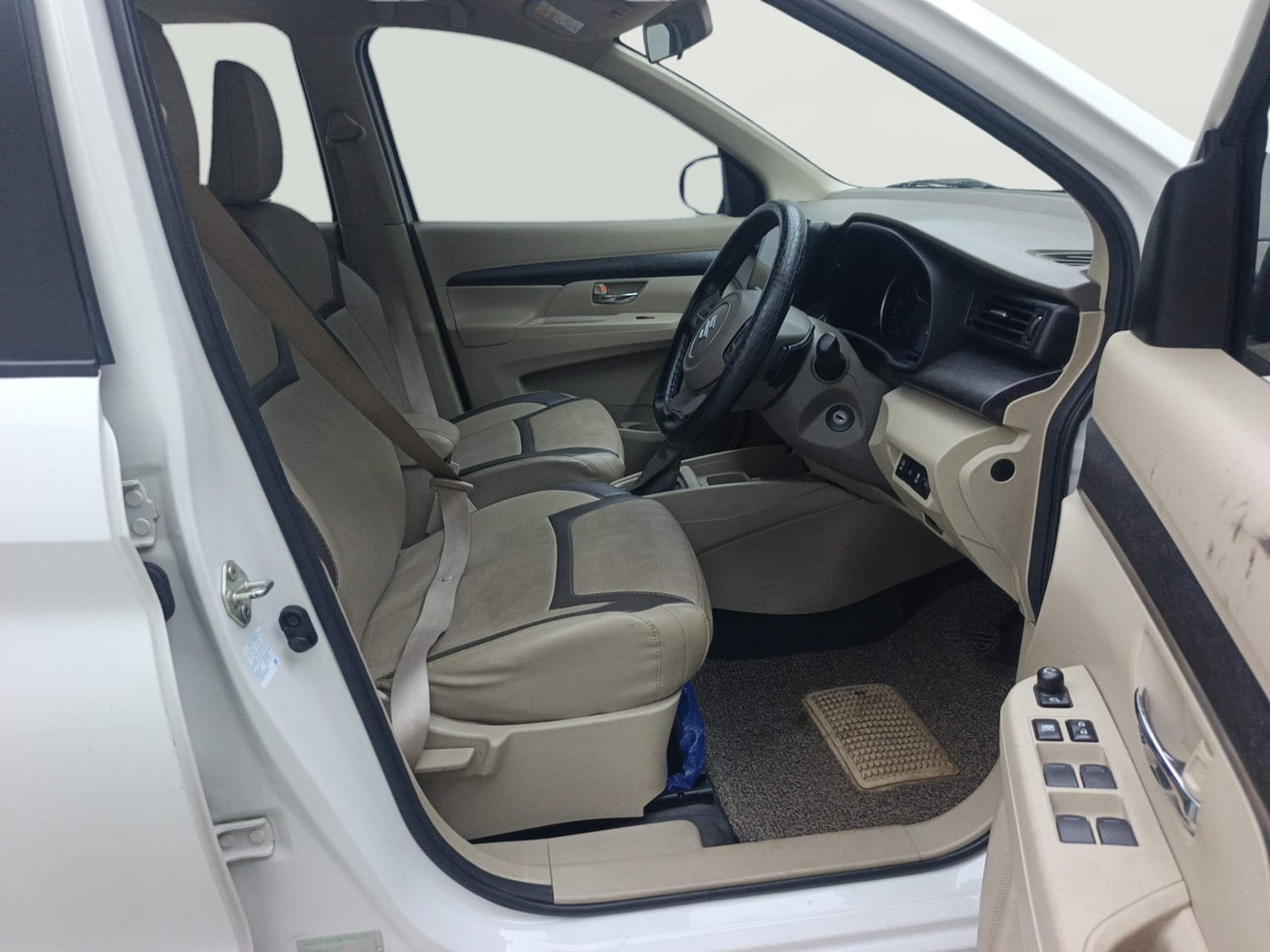 Used 2024 Maruti Suzuki Ertiga VXi AT Petrol Automatic interior RIGHT SIDE FRONT DOOR CABIN VIEW