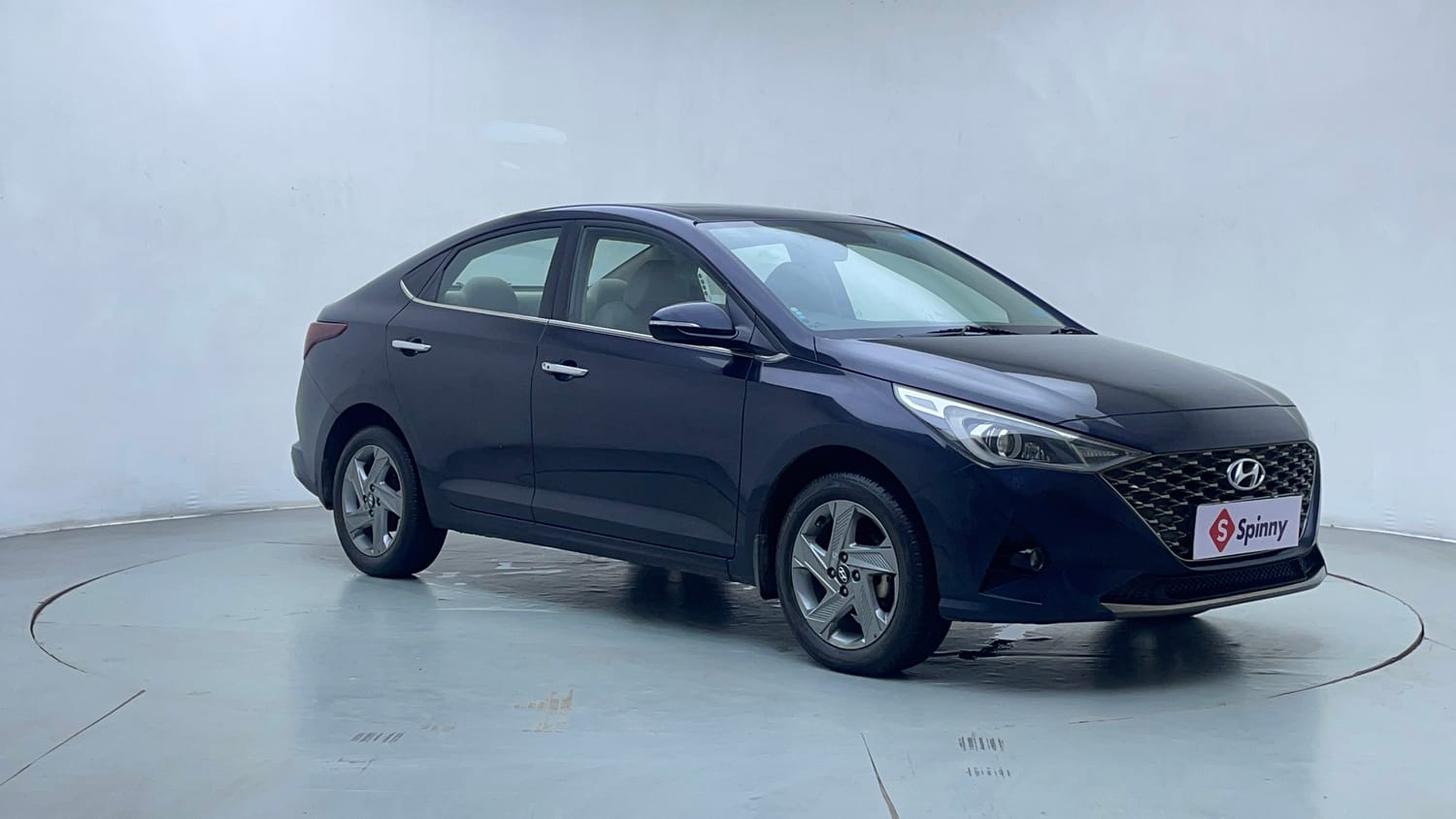 Used 2022 Hyundai Verna SX 1.5 MPi Petrol Manual exterior RIGHT FRONT CORNER VIEW