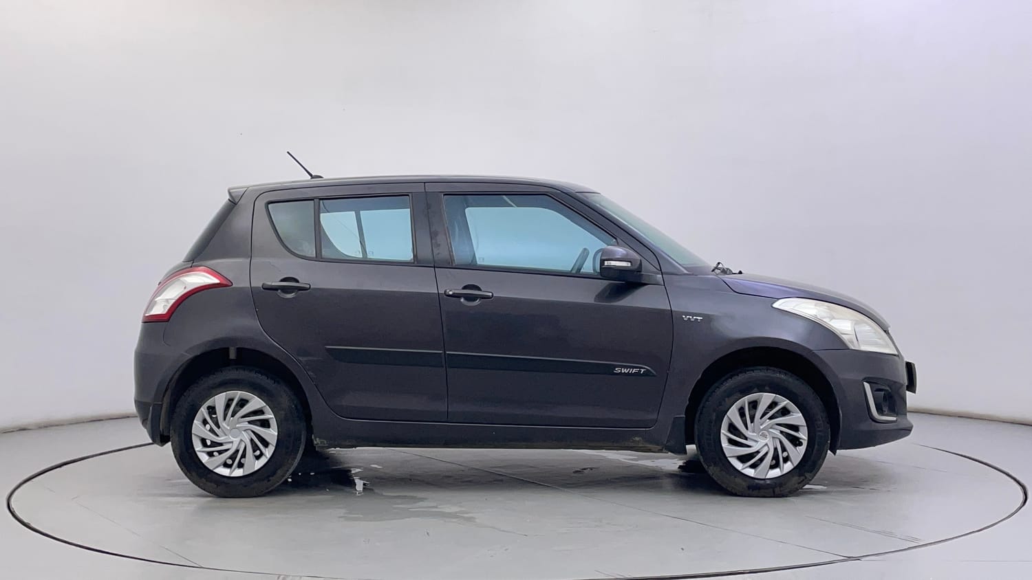 Used 2015 Maruti Suzuki Swift VXi Petrol Manual exterior RIGHT SIDE VIEW