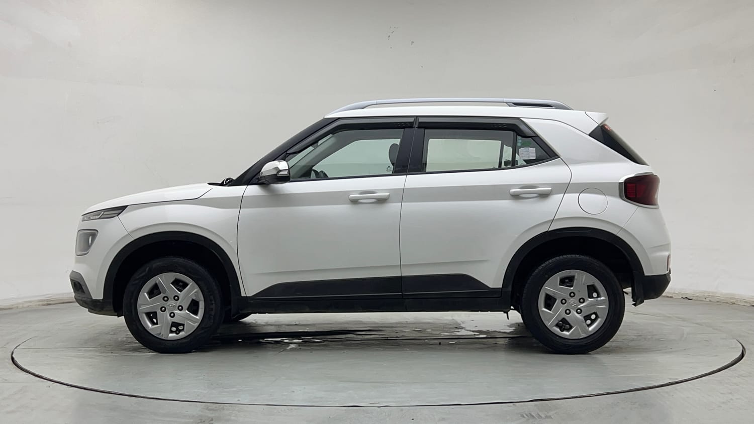Used 2022 Hyundai Venue S Plus 1.2 Petrol Petrol Manual exterior LEFT SIDE VIEW