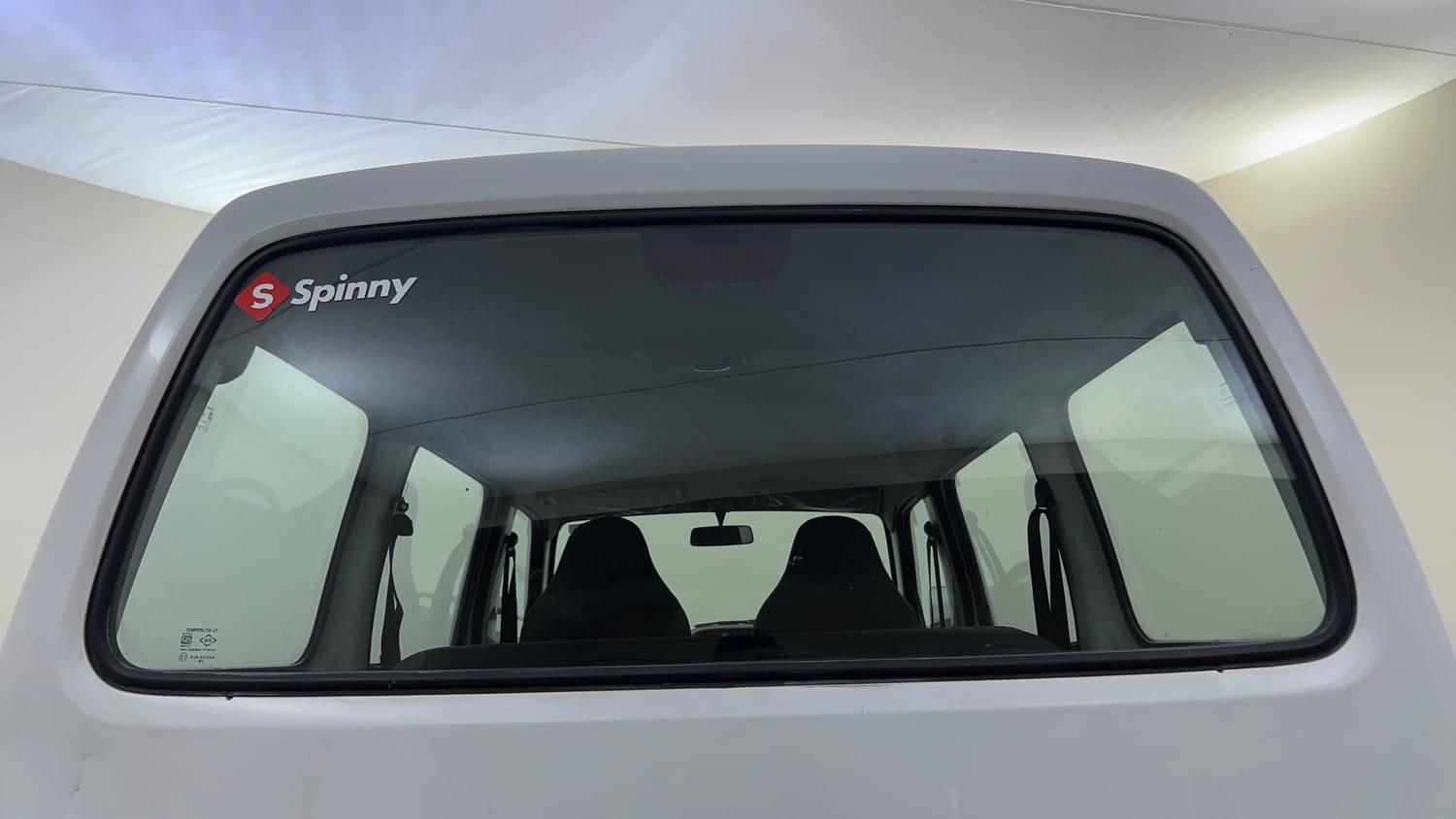 Used 2015 Maruti Suzuki Eeco 5 STR WITH A/C+HTR Petrol Manual exterior BACK WINDSHIELD VIEW