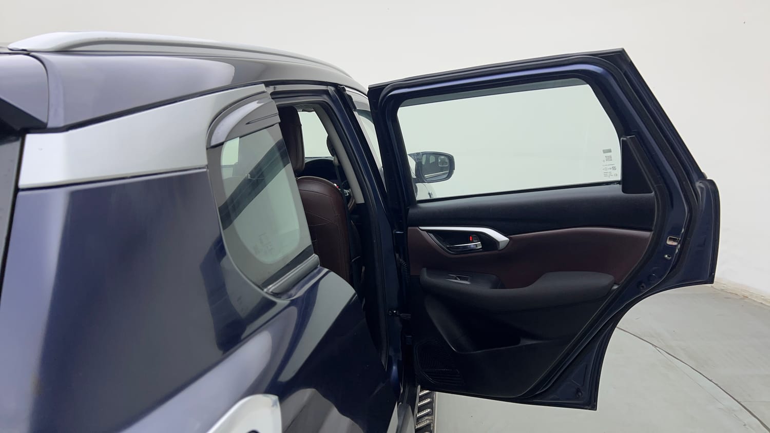 Used 2025 Maruti Suzuki Grand Vitara Delta CNG Cng Manual interior RIGHT REAR DOOR OPEN VIEW