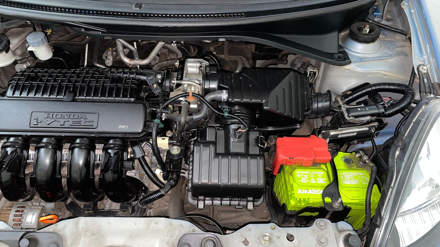 Used 2014 Honda Mobilio S Petrol Petrol Manual engine ENGINE LEFT SIDE VIEW