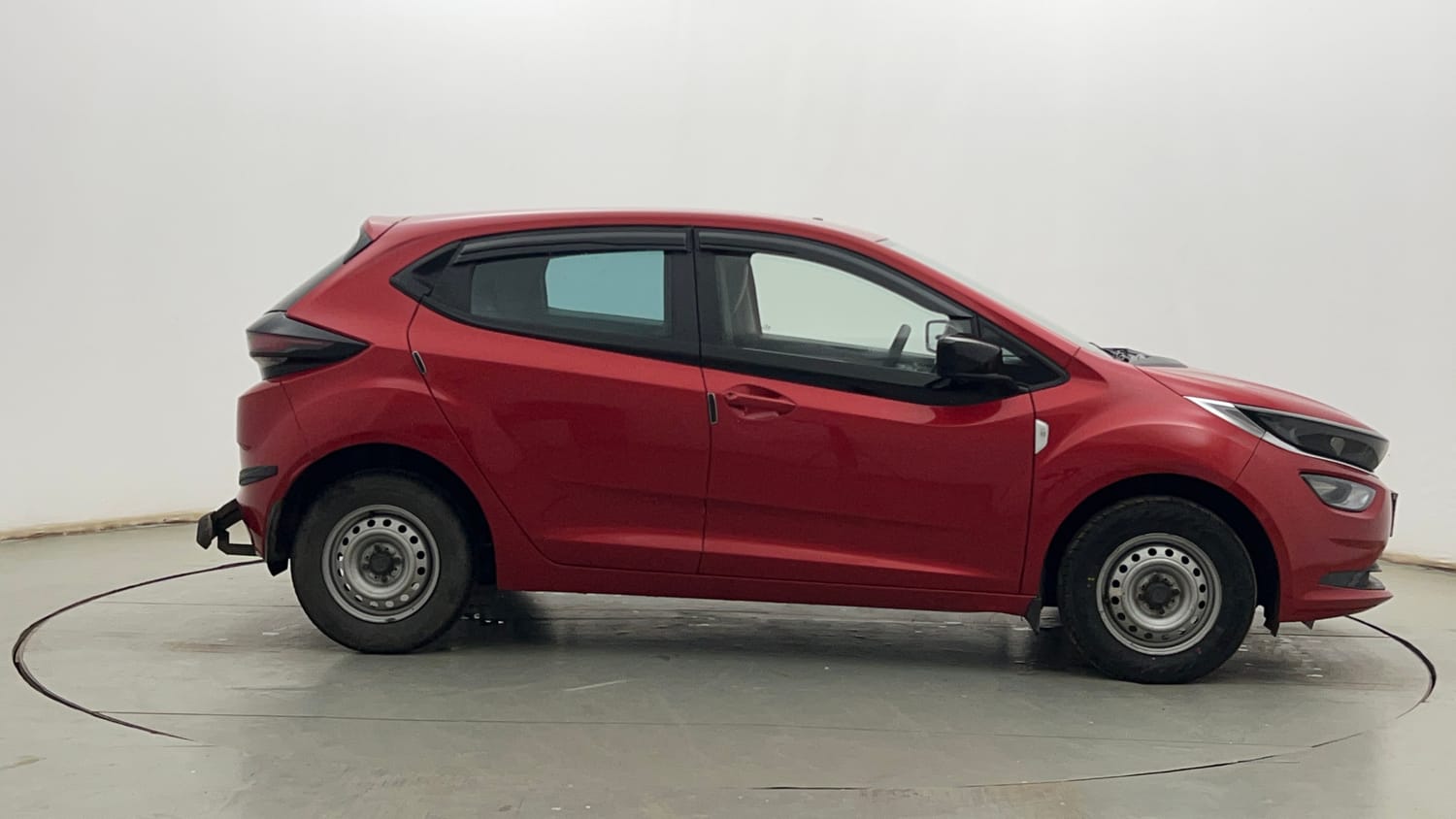 Used 2022 Tata Altroz XE Petrol Petrol Manual exterior RIGHT SIDE VIEW