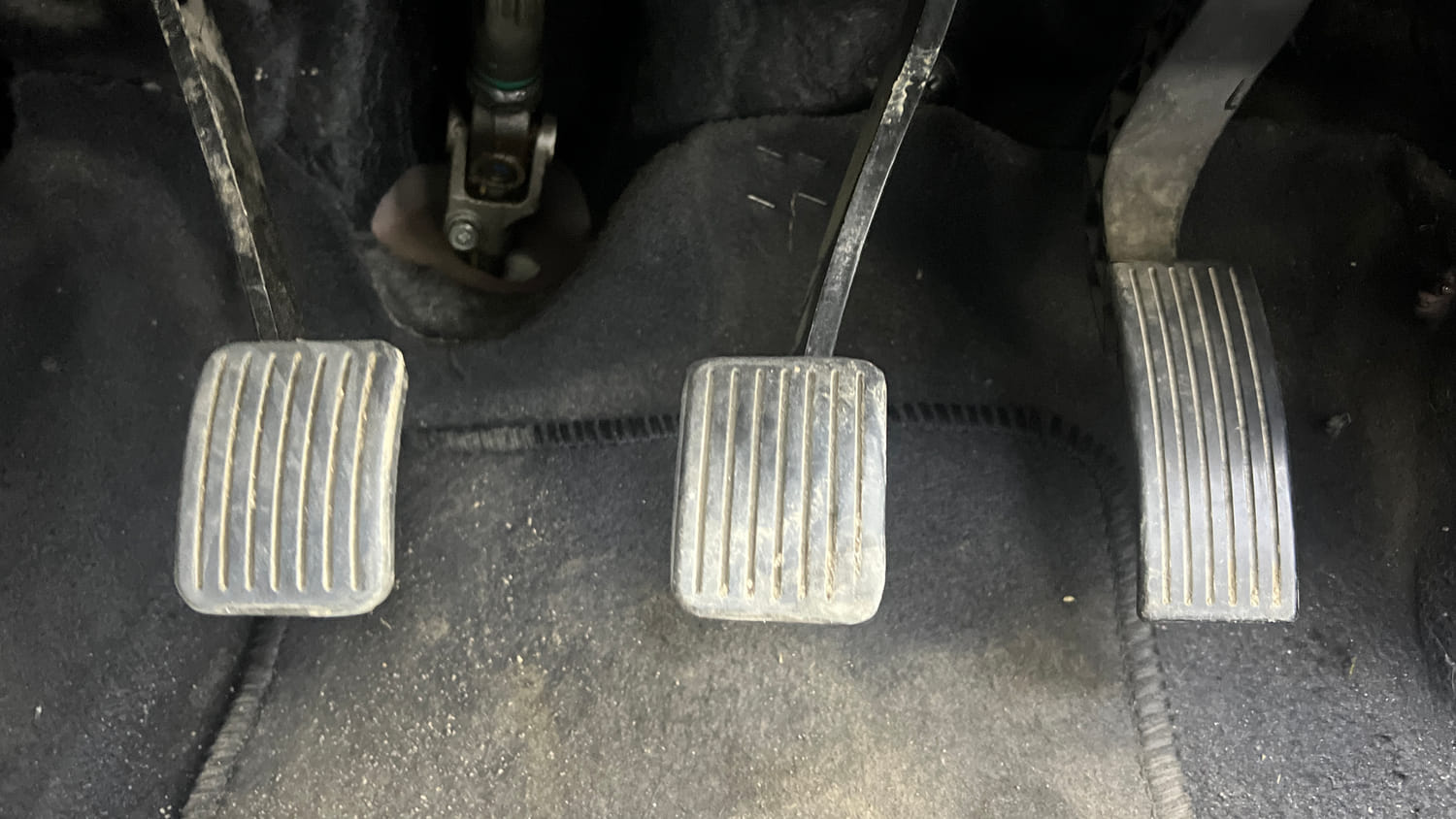 Used 2016 Hyundai Grand i10 Asta 1.2 Kappa VTVT (O) Petrol Manual interior PEDALS VIEW