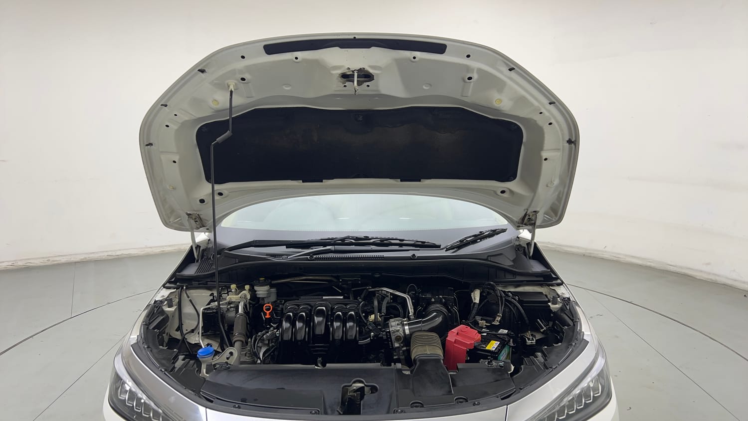Used 2022 Honda City ZX Petrol Petrol Manual engine ENGINE & BONNET OPEN FRONT VIEW