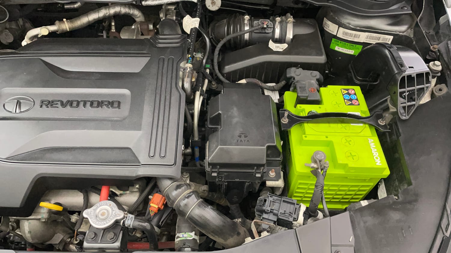 Used 2022 Tata Altroz XT Diesel Diesel Manual engine ENGINE LEFT SIDE VIEW