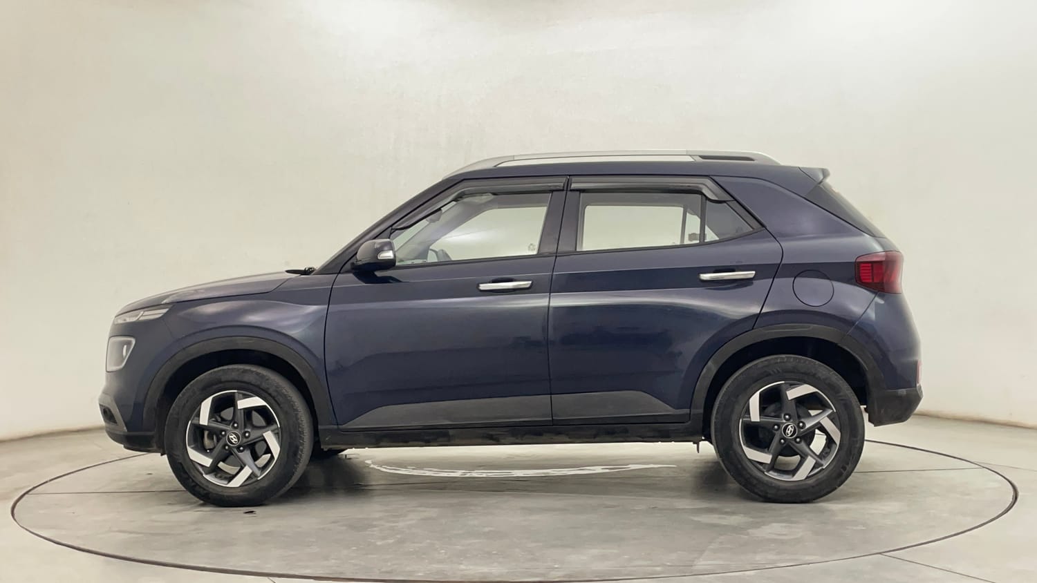 Used 2020 Hyundai Venue SX Plus 1.0 Turbo DCT Petrol Automatic exterior LEFT SIDE VIEW