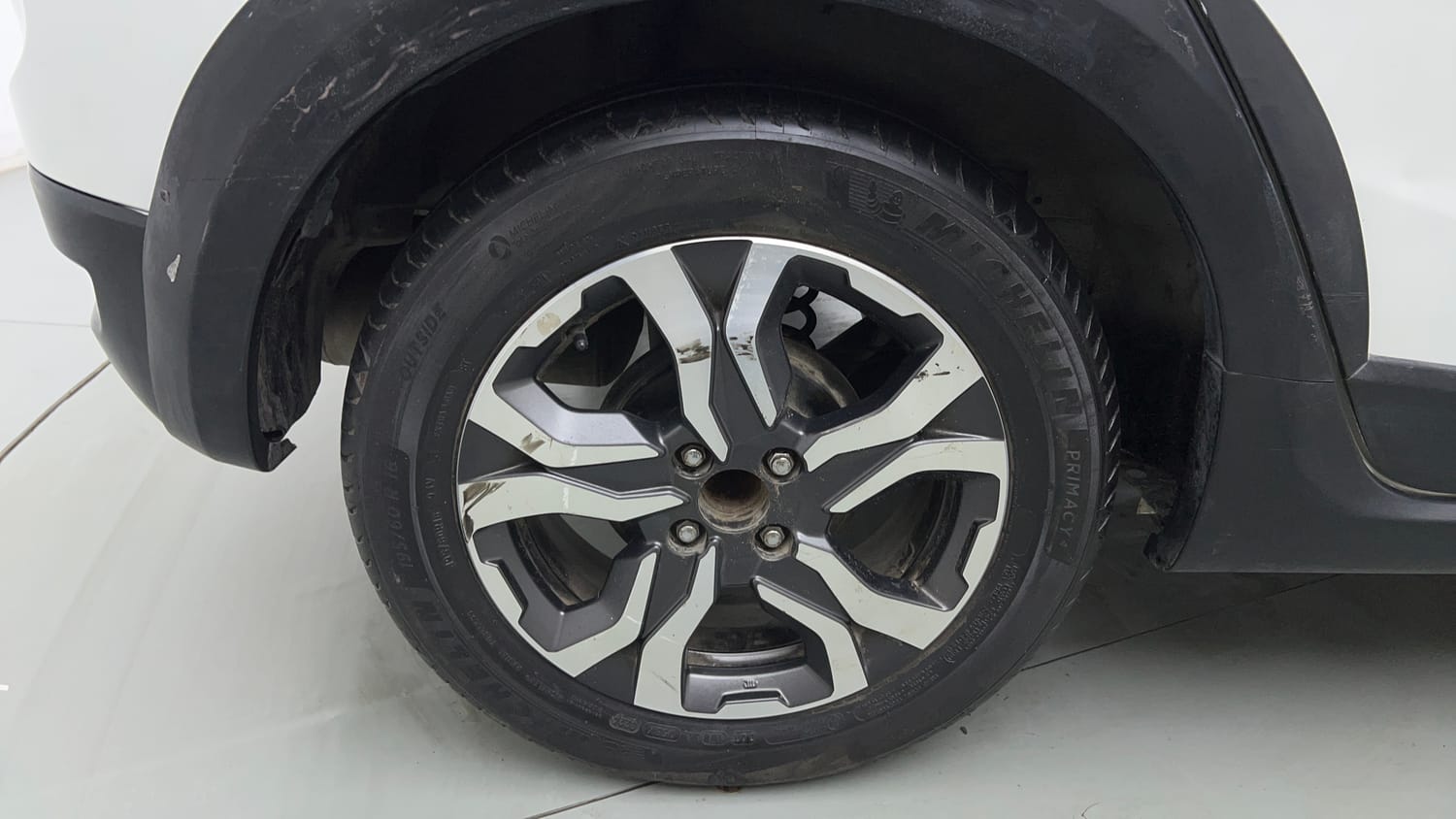 Used 2017 Honda WR-V VX MT Petrol Petrol Manual tyres RIGHT REAR TYRE RIM VIEW