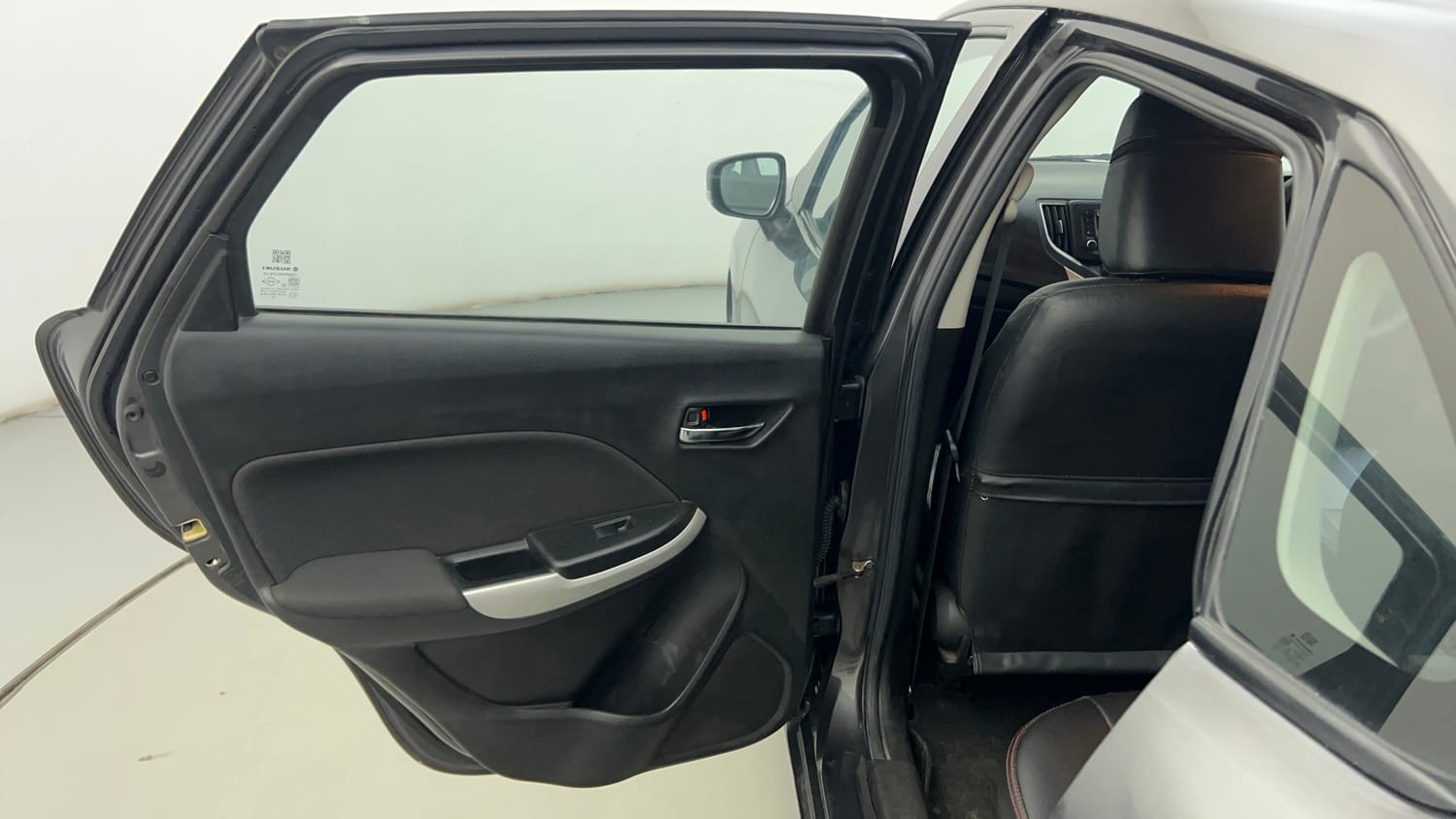 Used 2018 Maruti Suzuki Baleno Delta 1.2 Petrol Manual interior LEFT REAR DOOR OPEN VIEW