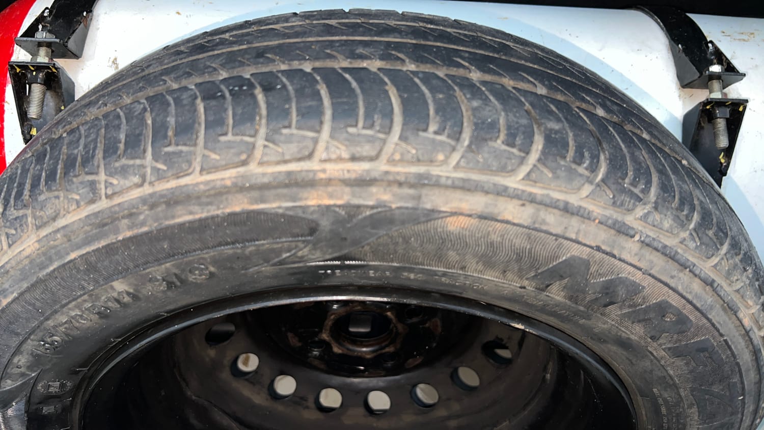 Used 2016 Maruti Suzuki Celerio VXi CNG Cng Manual tyres SPARE TYRE VIEW