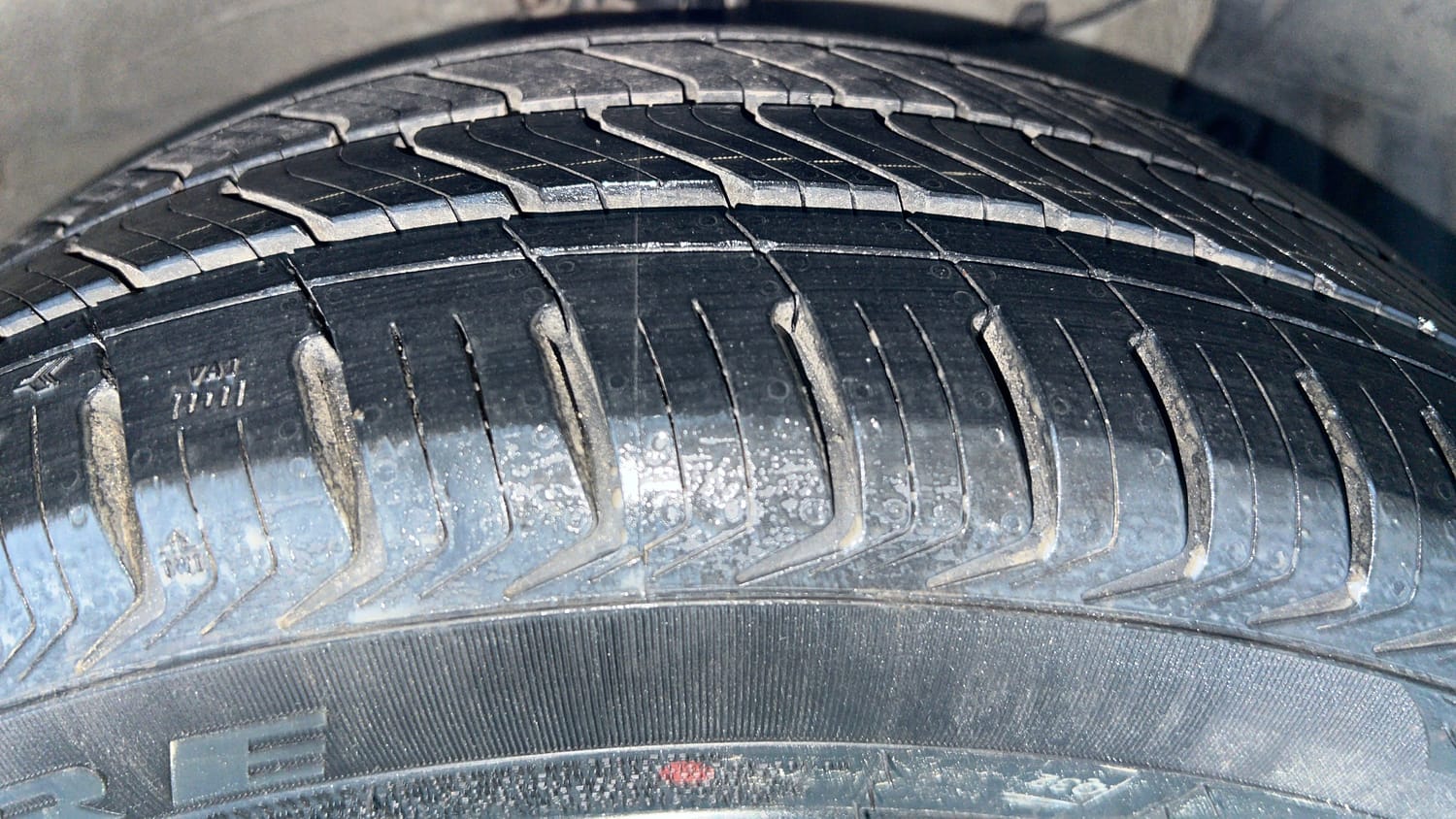 Used 2020 Maruti Suzuki Ciaz S 1.5 MT Petrol Manual tyres RIGHT FRONT TYRE TREAD VIEW