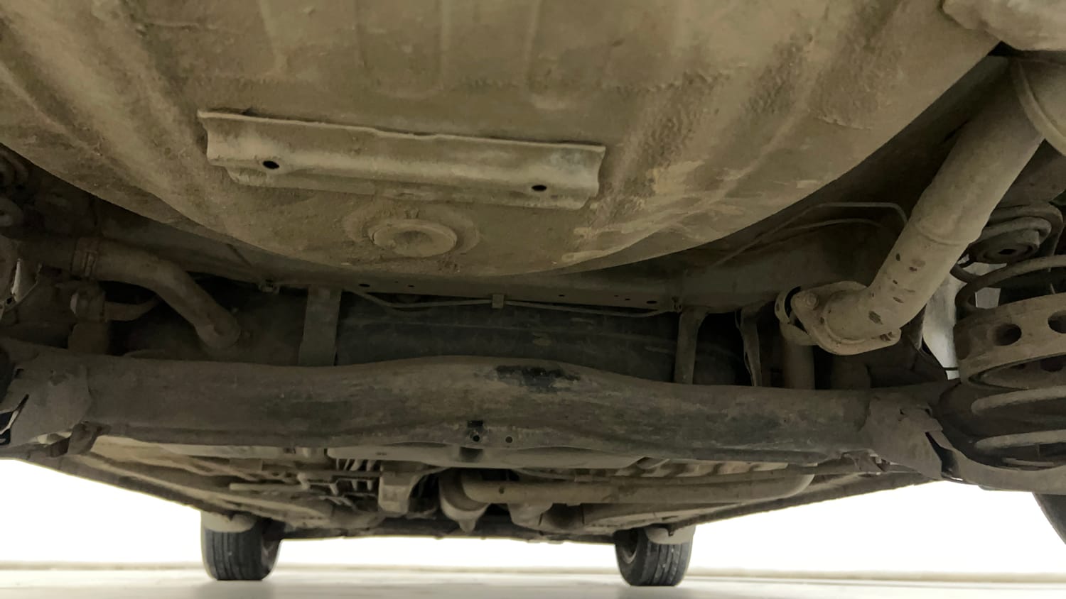 Used 2017 Honda Amaze 1.5 S i-DTEC Opt Diesel Manual extra REAR UNDERBODY VIEW (TAKEN FROM REAR)