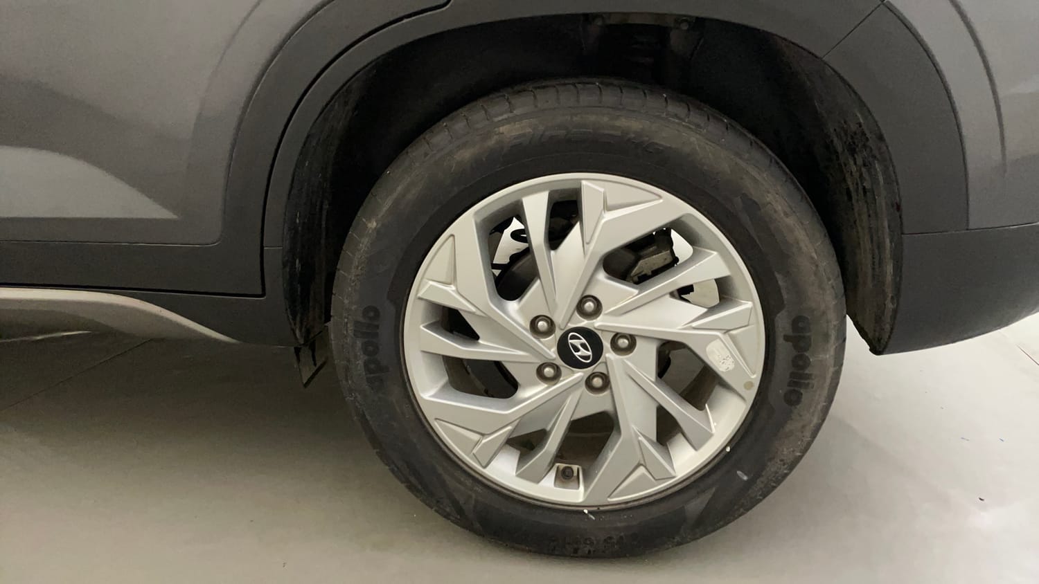 Used 2023 Hyundai Creta SX 1.5 Petrol IVT Petrol Automatic tyres LEFT REAR TYRE RIM VIEW