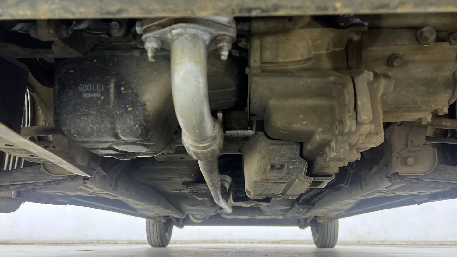 Used 2014 Hyundai Eon D-Lite + Petrol Manual extra FRONT LEFT UNDERBODY VIEW