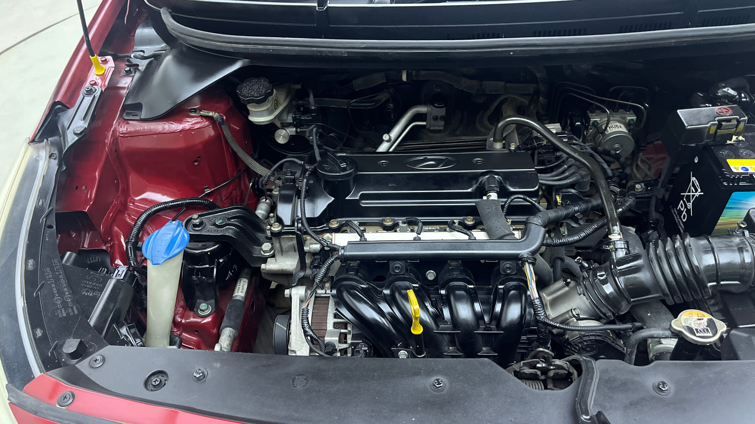 Used 2016 Hyundai Elite i20 Asta 1.2 Petrol Manual engine ENGINE RIGHT SIDE VIEW