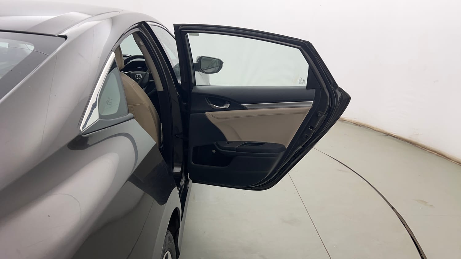Used 2019 Honda Civic V CVT Petrol Petrol Automatic interior RIGHT REAR DOOR OPEN VIEW