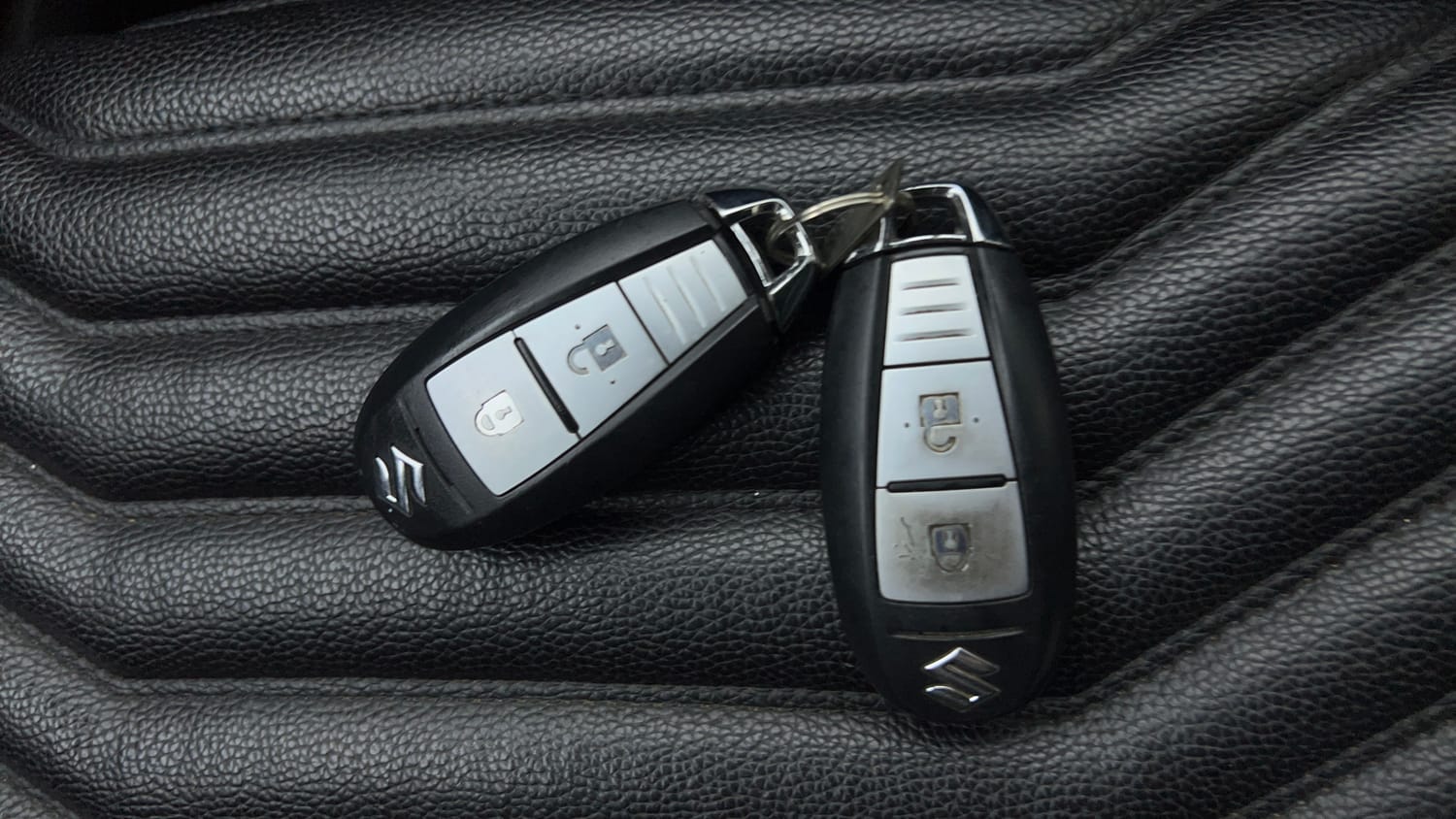 Used 2018 maruti-suzuki Vitara Brezza ZDi Plus AGS Diesel Automatic extra CAR KEY VIEW
