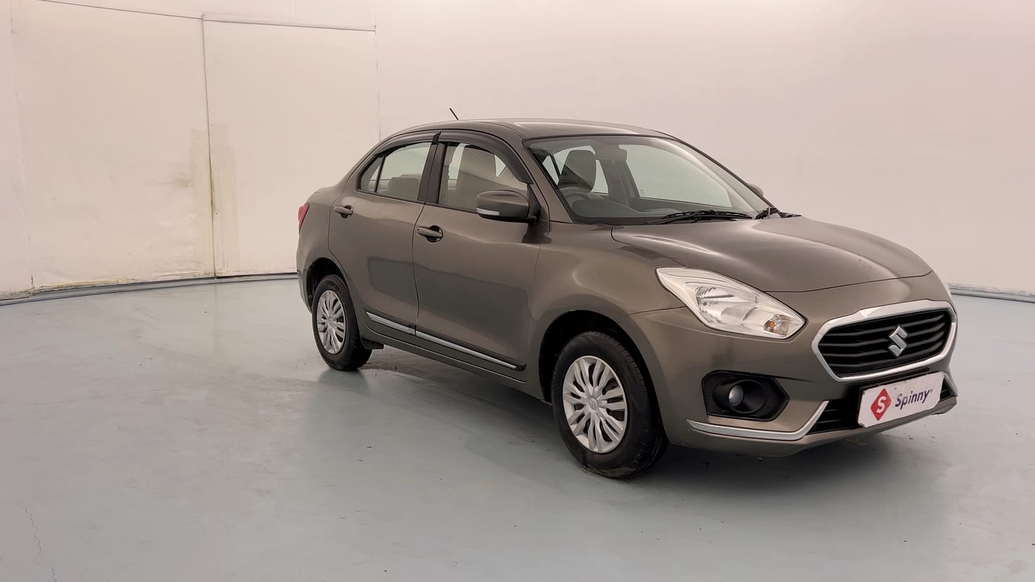 Used 2017 Maruti Suzuki Dzire VXi Petrol Manual exterior RIGHT FRONT CORNER VIEW