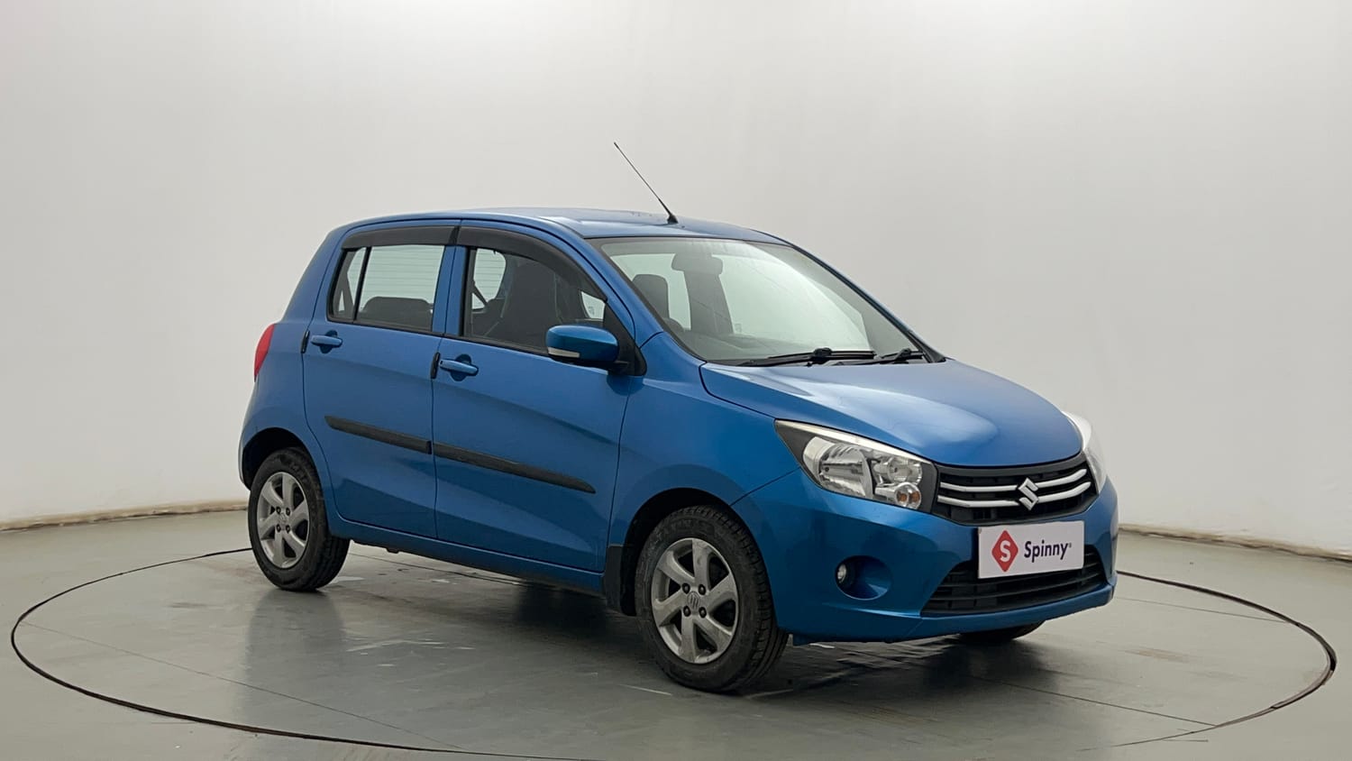 Used 2017 Maruti Suzuki Celerio ZXi Opt Petrol Manual exterior RIGHT FRONT CORNER VIEW