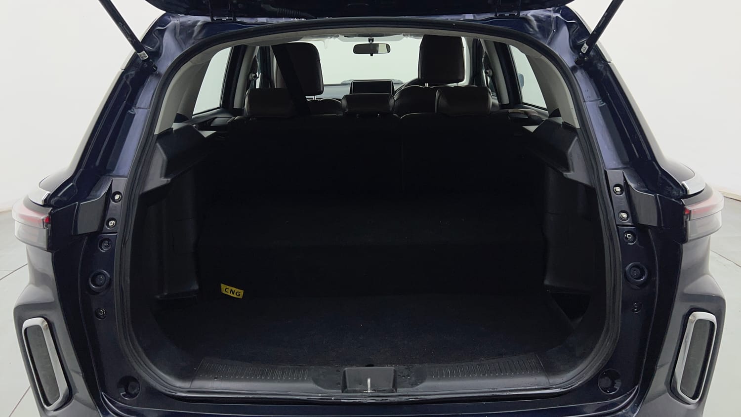 Used 2025 Maruti Suzuki Grand Vitara Delta CNG Cng Manual interior DICKY INSIDE VIEW