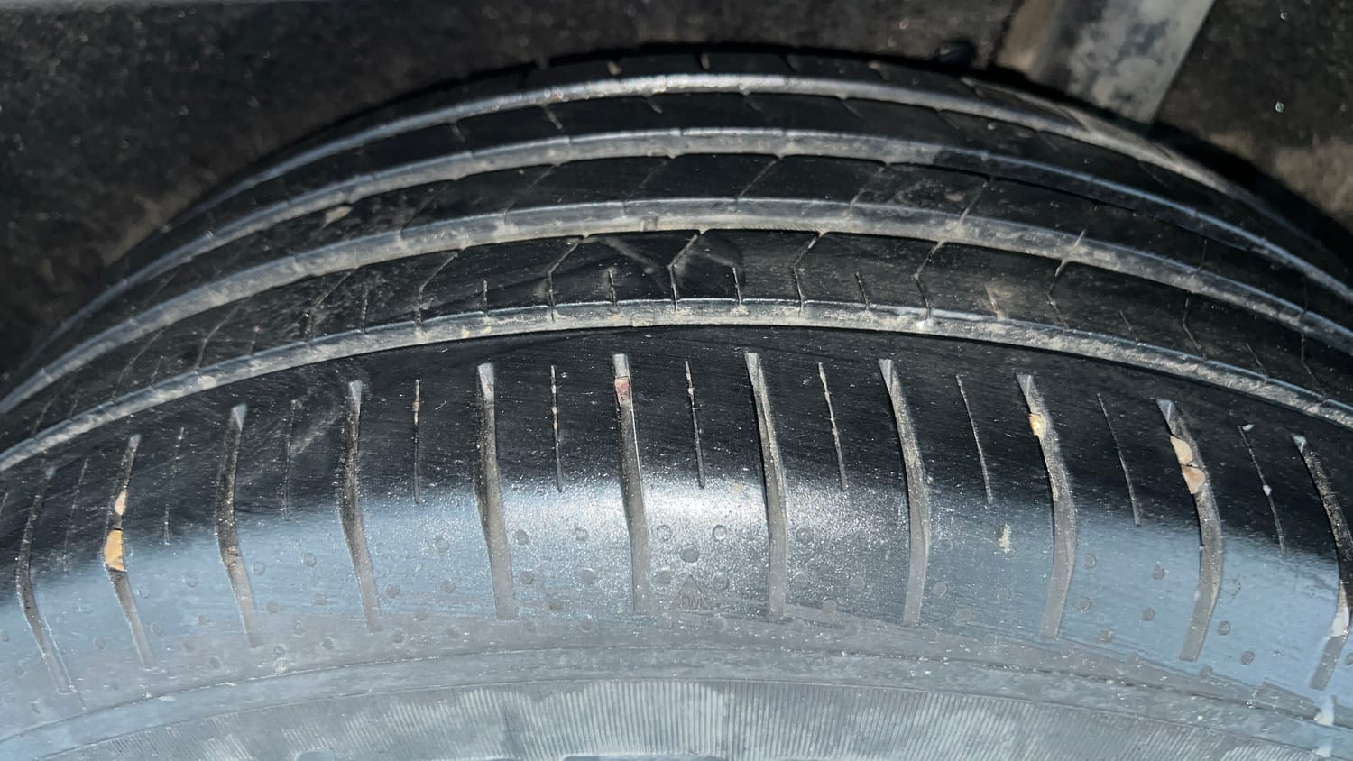 Used 2018 maruti-suzuki Vitara Brezza ZDi Plus AGS Diesel Automatic tyres LEFT REAR TYRE TREAD VIEW