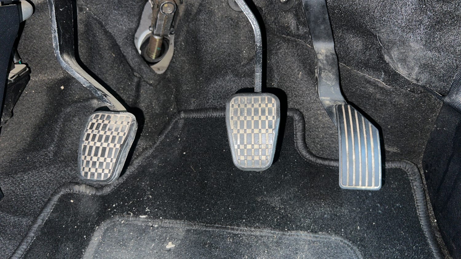 Used 2022 Tata Nexon XM Petrol Manual interior PEDALS VIEW