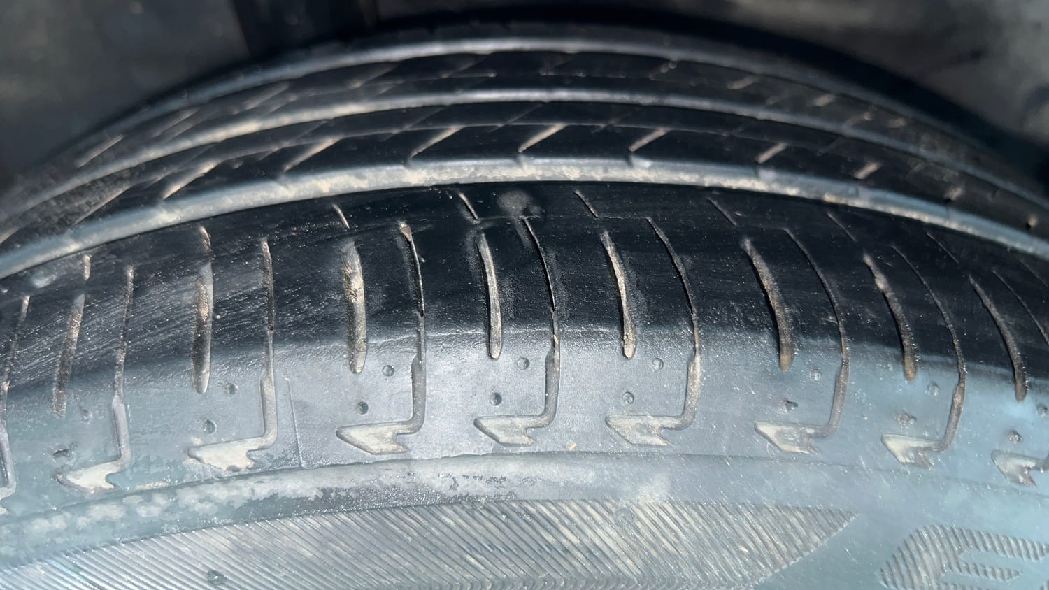 Used 2022 Honda City ZX Petrol Petrol Manual tyres RIGHT REAR TYRE TREAD VIEW