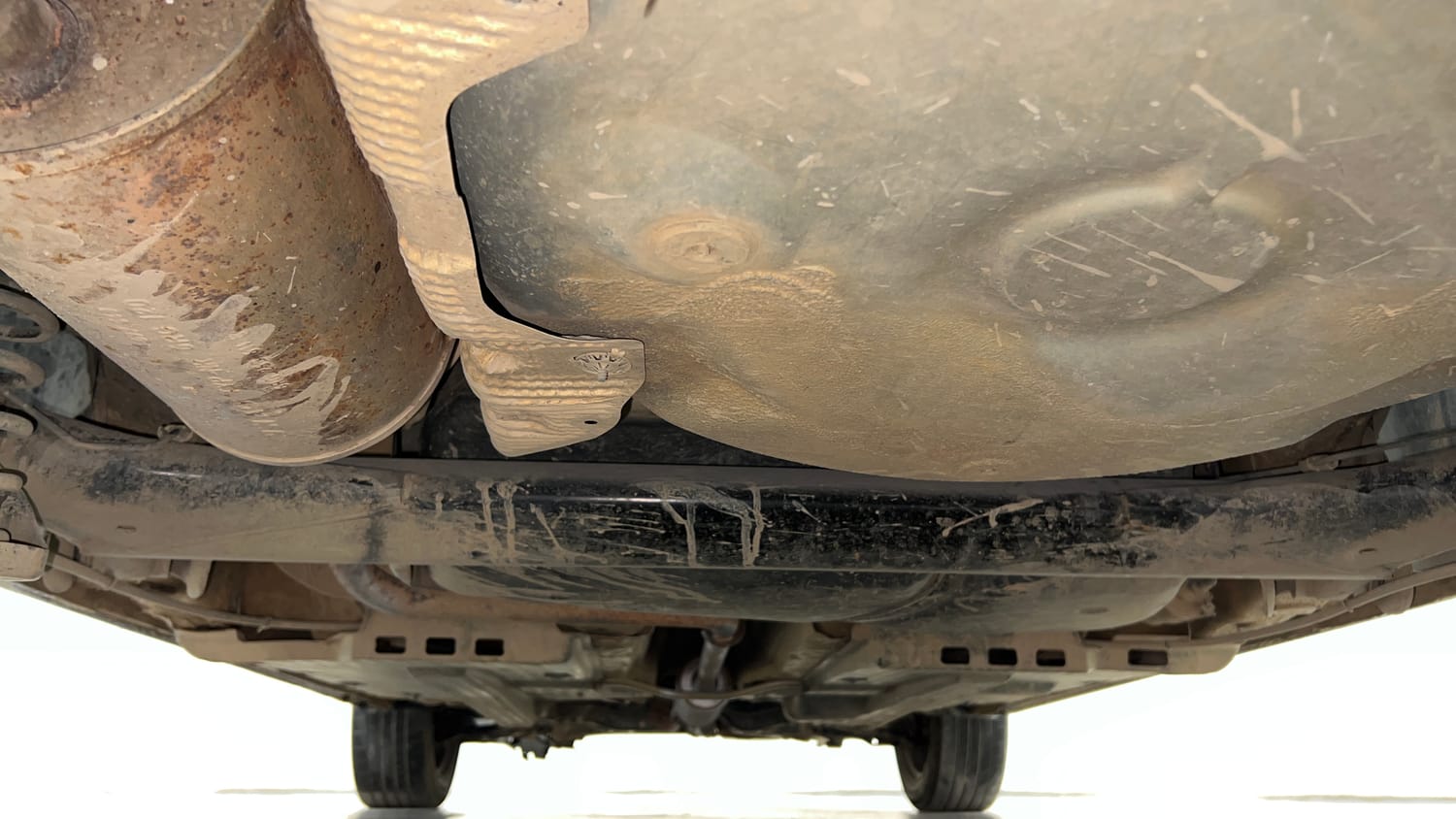 Used 2013 Volkswagen Polo Comfortline 1.2L (P) Petrol Manual extra REAR UNDERBODY VIEW (TAKEN FROM REAR)