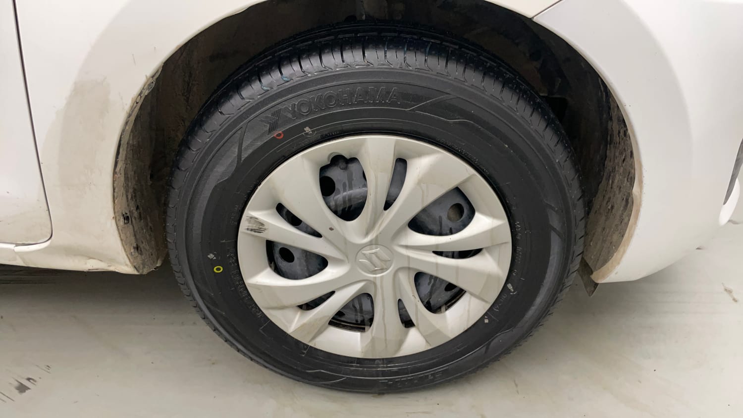 Used 2019 Maruti Suzuki Swift VXi Petrol Manual tyres RIGHT FRONT TYRE RIM VIEW