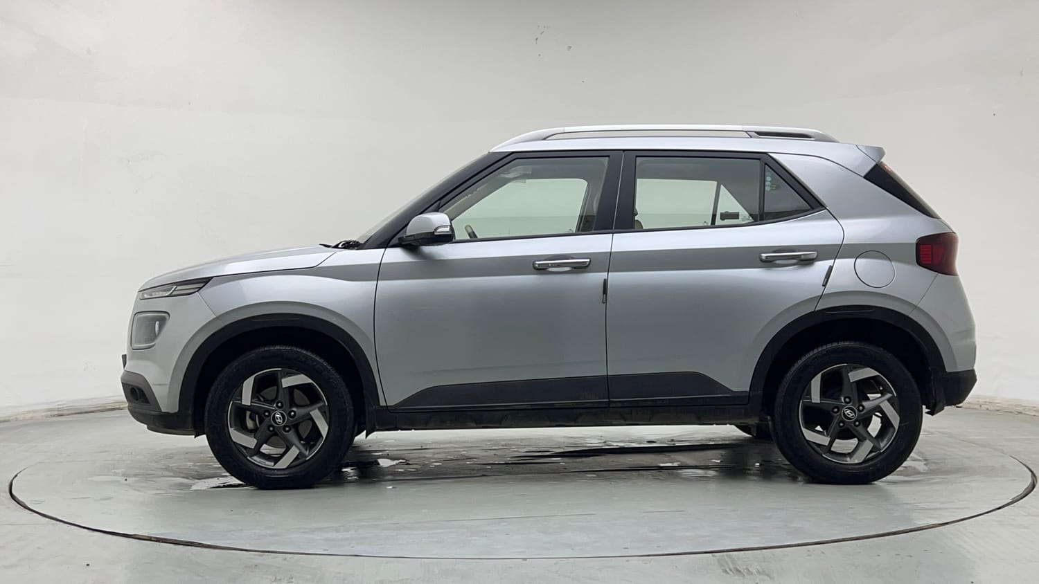 Used 2020 Hyundai Venue SX Plus 1.0 Turbo DCT Petrol Automatic exterior LEFT SIDE VIEW