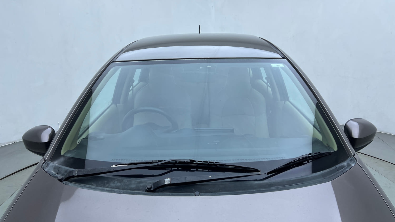Used 2015 Honda Mobilio S Petrol Petrol Manual exterior FRONT WINDSHIELD VIEW