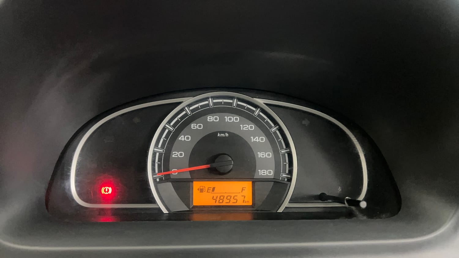 Used 2017 Maruti Suzuki Alto 800 LXi Petrol Manual interior CLUSTERMETER VIEW