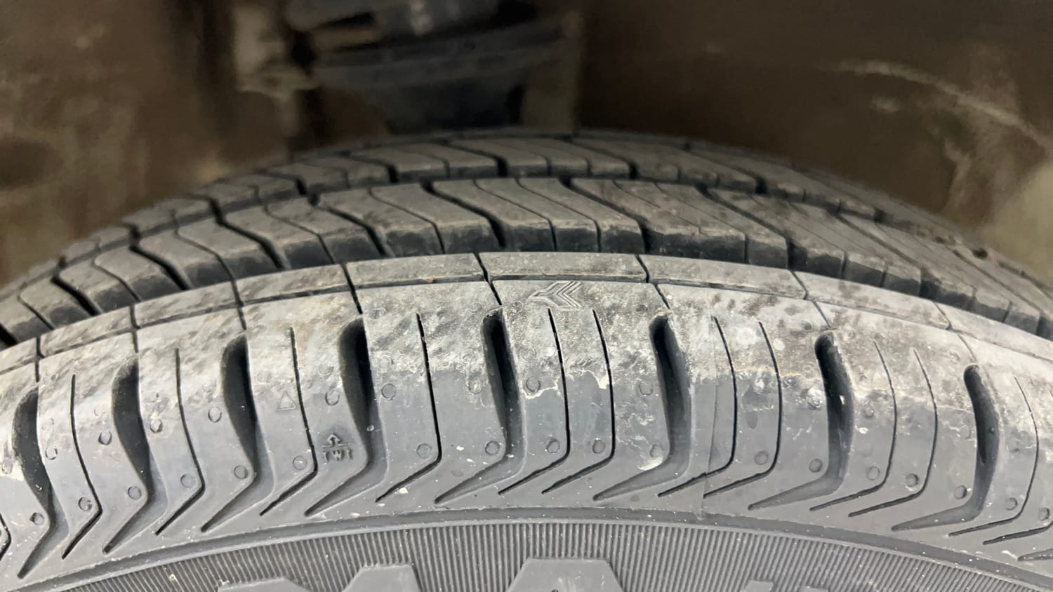 Used 2017 Maruti Suzuki Alto 800 LXi Petrol Manual tyres RIGHT FRONT TYRE TREAD VIEW