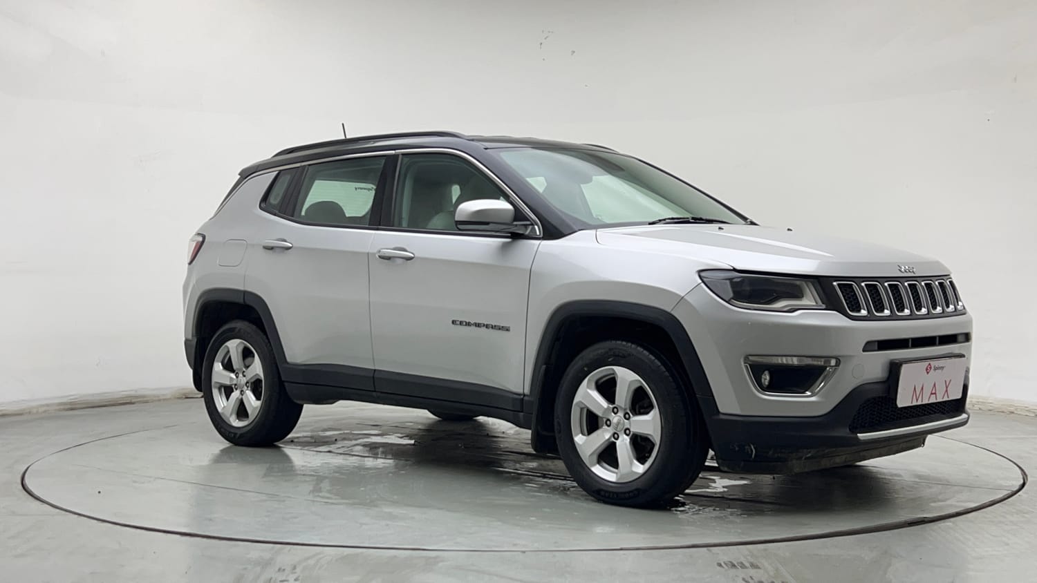 Used 2017 Jeep Compass Limited 1.4 Petrol AT Petrol Automatic exterior RIGHT FRONT CORNER VIEW