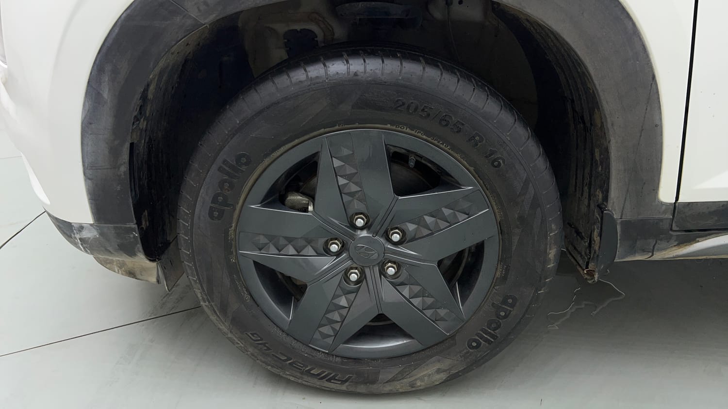 Used 2022 Hyundai Creta S 1.5 Petrol iMT Petrol Manual tyres LEFT FRONT TYRE RIM VIEW